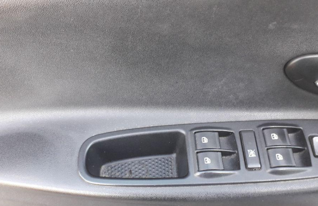 LANCIA Ypsilon 1.2 69 CV 5 porte SeS Silver Benzina 2011