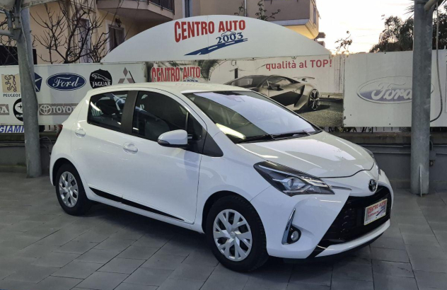 TOYOTA Yaris 1.0 72 CV 5p. Lounge Benzina 2019
