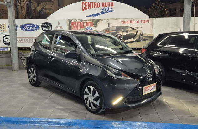 TOYOTA Aygo 1.0 VVT-i 69 CV 5 porte x-clusiv Benzina 2014