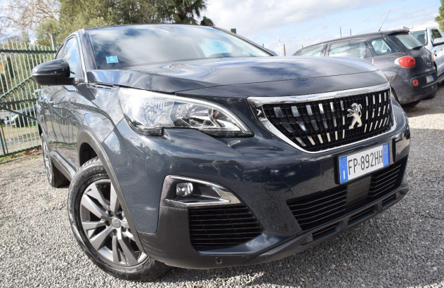 PEUGEOT 3008 BlueHDi 130 SeS Business Diesel 2018