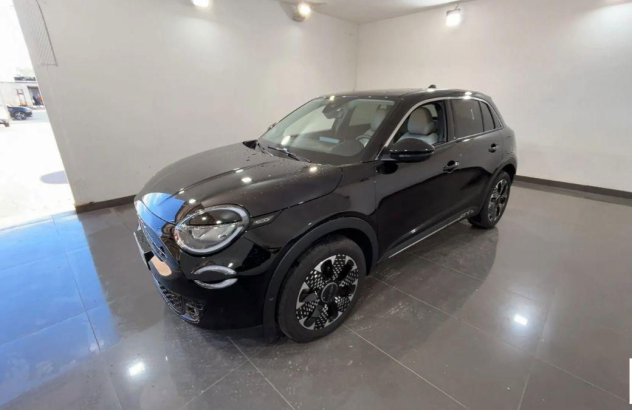 FIAT 600 Hybrid DCT MHEV La Prima Elettrica-Benzina 2024