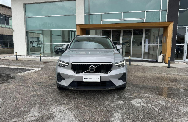 VOLVO XC40 T2 automatico Essential Benzina 2022