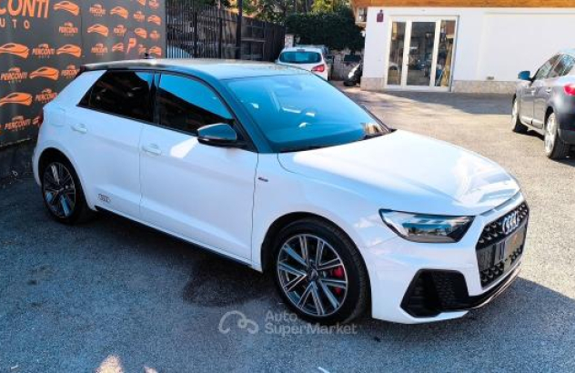 AUDI A1 SPB 40 TFSI S tronic Identity Black Benzina 2019