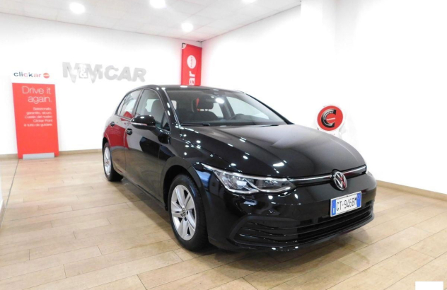 VOLKSWAGEN Golf  Elettrica-Benzina 2024