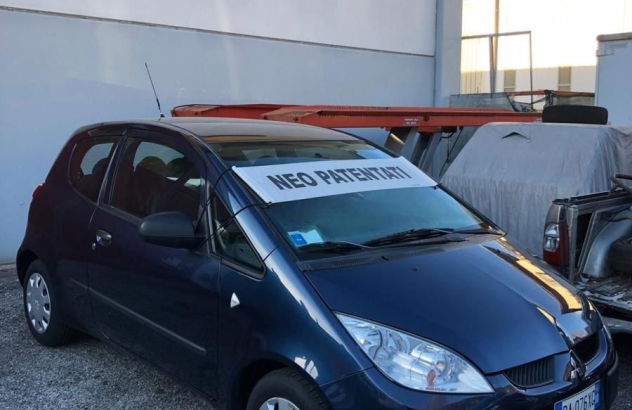 MITSUBISHI Colt 1.1 12V 3p. CZ3 Invite Benzina 2006