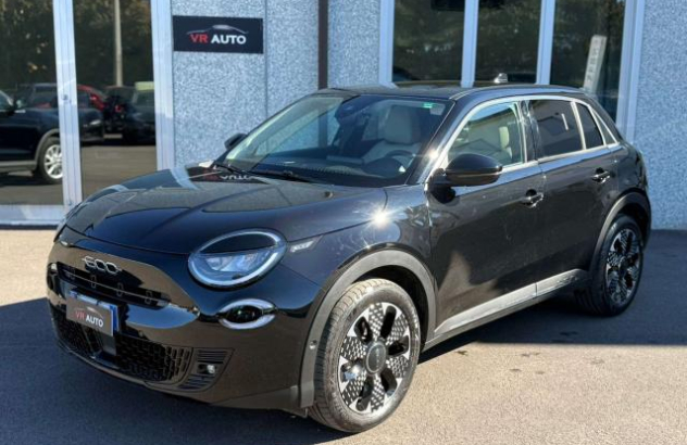 FIAT 600  Elettrica-Benzina 2025