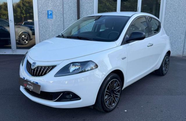LANCIA Ypsilon  Elettrica-Benzina 2023