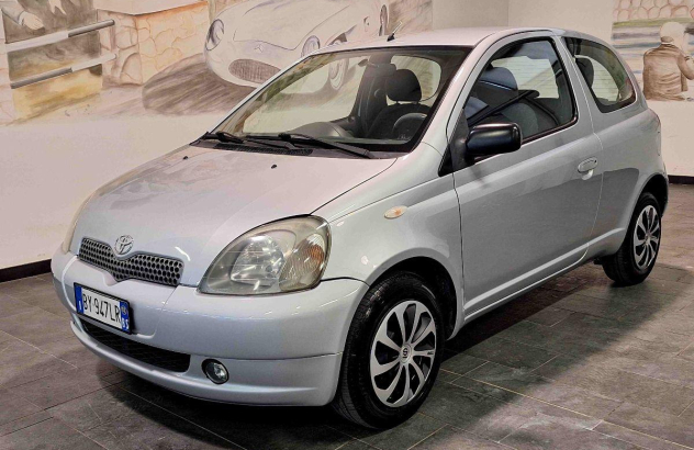 TOYOTA Yaris  Benzina 2001