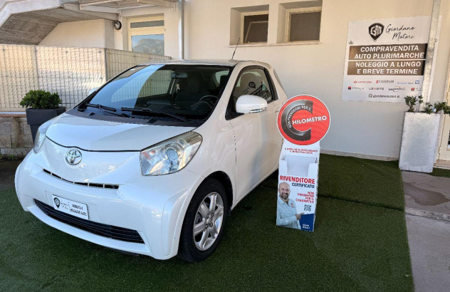 TOYOTA iQ  Benzina 2010