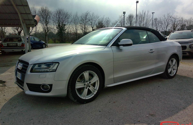 AUDI A5  Benzina 2010