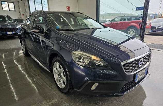 VOLVO V40 Cross Country  Diesel 2015