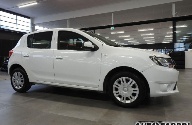 DACIA Sandero 1.2 16V 75CV Ambiance GPL 2014