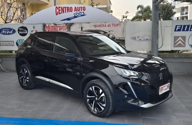 PEUGEOT 2008 2008 BlueHDi 130 SeS EAT8 Allure Pack Diesel 2021