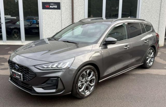 FORD Focus  Elettrica-Benzina 2025