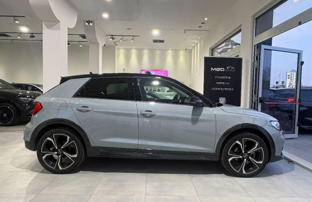 AUDI A1 citycarver 35 TFSI S tr. Id. Contrast Benzina 2021