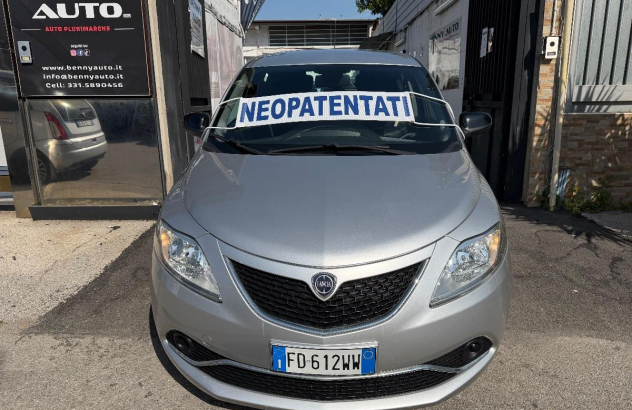 LANCIA Ypsilon 1.2 69 CV 5p. GPL Ecochic Plat. GPL 2016