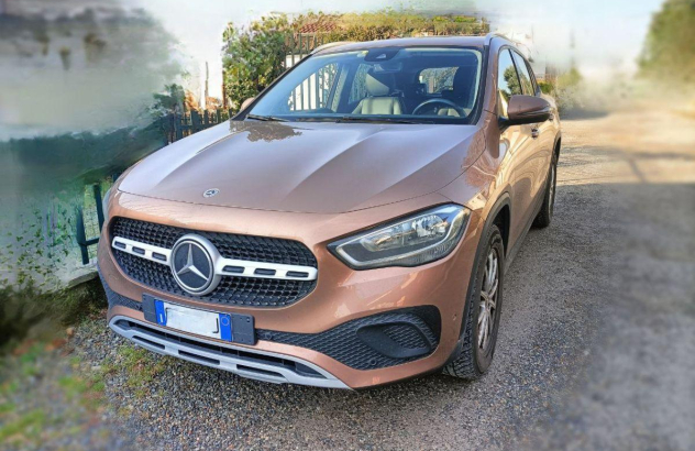 MERCEDES Classe GLA 180 Automatic Business  2022