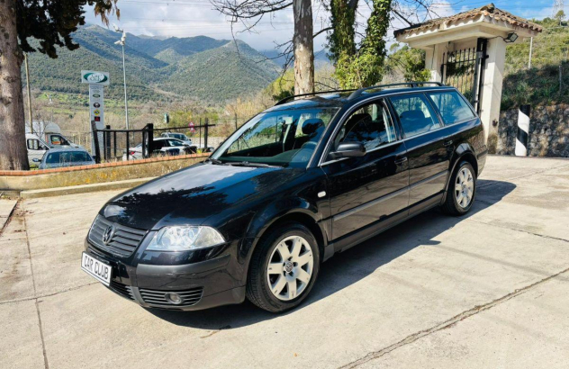 VOLKSWAGEN Passat Variant Passat 1.9 TDI 130CV Var. Executive Diesel 2002