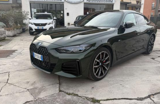 BMW Serie 4 Coupè  Elettrica-Diesel 2023