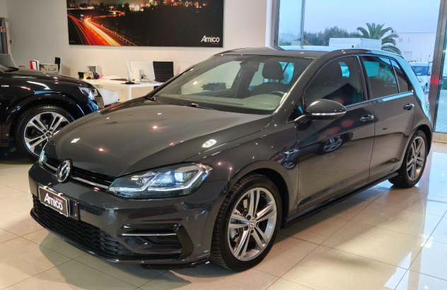 VOLKSWAGEN Golf 1.4 TSI 125CV 5p. Executive BMT Benzina 2018