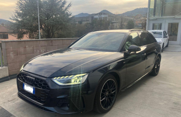 AUDI A4 Avant 40 TDI S tronic S line edition Diesel 2024