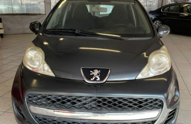 PEUGEOT 107  Benzina 2010