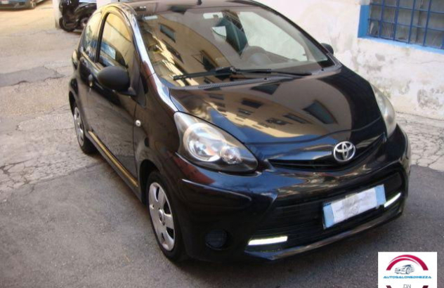 TOYOTA Aygo 1.0 12V VVT-i 3p. Edition Benzina 2014