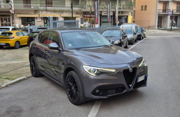 ALFA ROMEO Stelvio 2.2 T.diesel 210 CV AT8 Q4 Exec. Diesel 2017