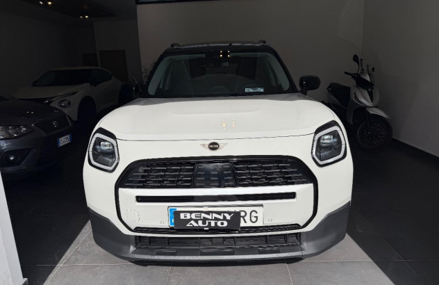 MINI Countryman Mini SE ALL4 Favoured Countryman Diesel 2024