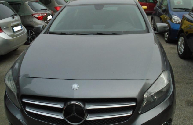 MERCEDES Classe A  Benzina 2012