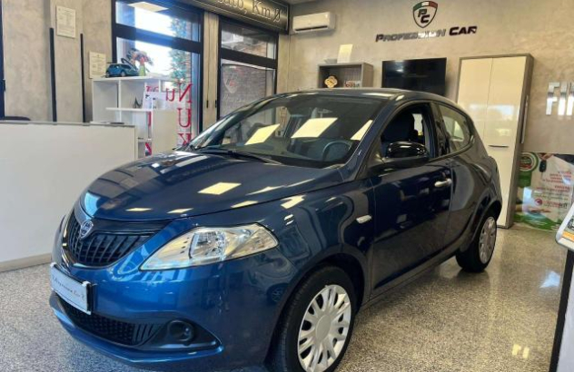 LANCIA Ypsilon  Elettrica-Benzina 2023