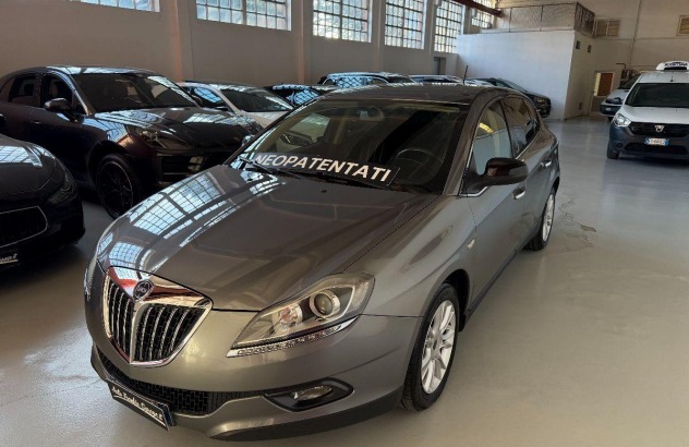 LANCIA Delta 1.6 MJT DPF Platino Diesel 2010