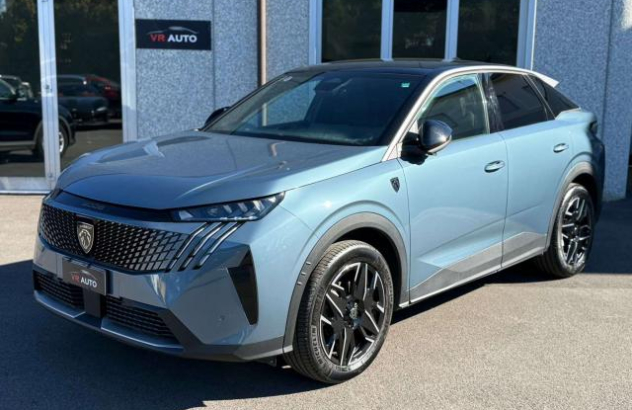 PEUGEOT 3008  Elettrica-Benzina 2024