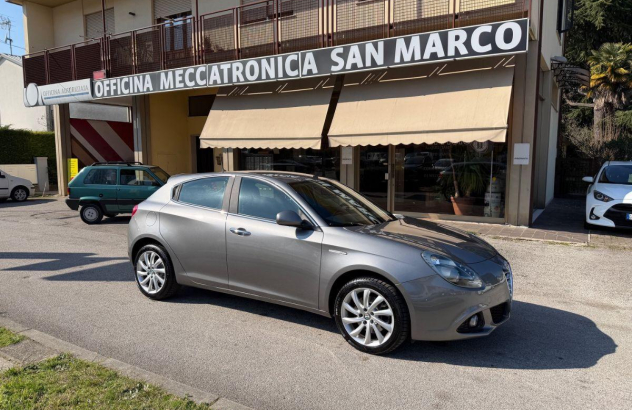 ALFA ROMEO Giulietta 2.0 JTDm-2 150 CV Distinctive Diesel 2015