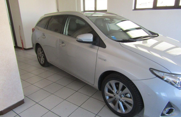 TOYOTA Auris 1.8 Hybrid Lounge Solo GPL 2015