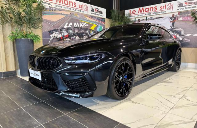 BMW M8  Benzina 2021