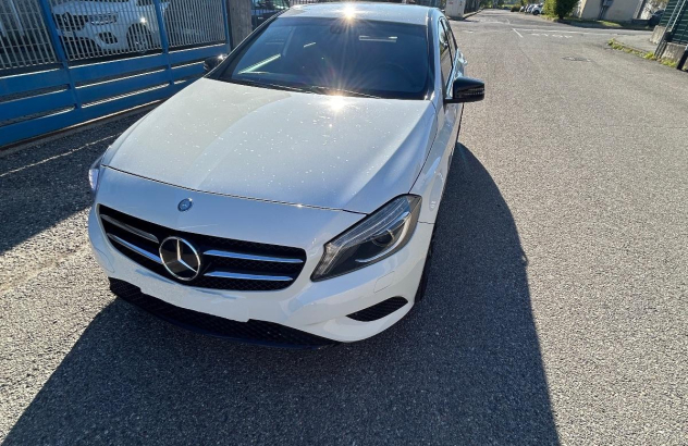 MERCEDES Classe A 180 CDI Premium Diesel 2014