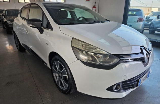 RENAULT Clio  Benzina 2015