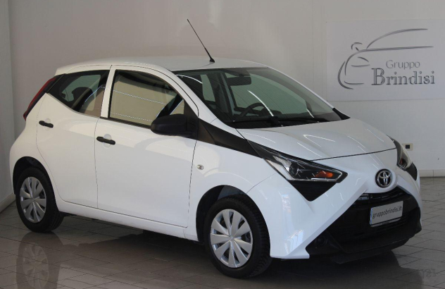 TOYOTA Aygo 1.0 VVT-i 72 CV 5p. x-business Benzina 2020