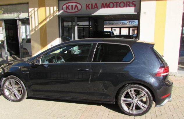 VOLKSWAGEN Golf 1.6 TDI 115CV DSG 3p. Sport BMT Diesel 2017
