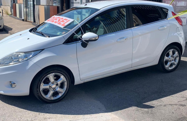 FORD Fiesta 1.4 TDCi 68CV 5p. Titanium Diesel 2010