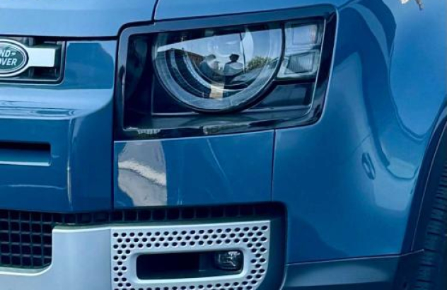 LAND ROVER Defender  Elettrica-Diesel 2021