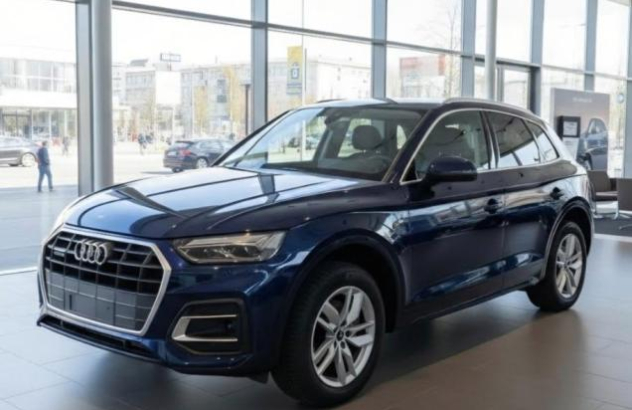 AUDI Q5 40 TDI quattro S tr. Business Sport Diesel 2021