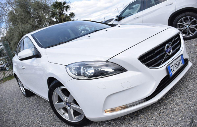 VOLVO V40 D2 Business Edition Diesel 2015