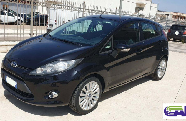 FORD Fiesta 1.2 16V 60CV 5p. Titanium Bs. Benzina 2012