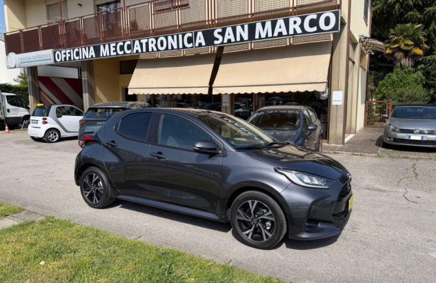 TOYOTA Yaris 1.5 Hybrid 5p. E-CVT Trend Elettrica-Benzina 2025