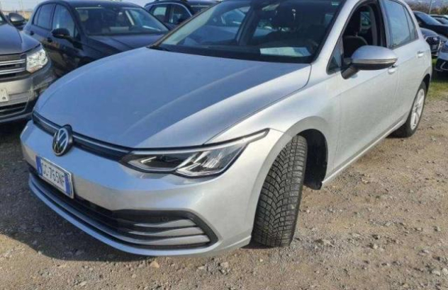 VOLKSWAGEN Golf  Benzina 2020