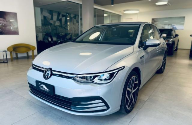 VOLKSWAGEN Golf  Diesel 2022