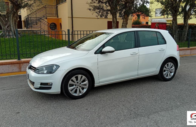 VOLKSWAGEN Golf  Benzina 2013