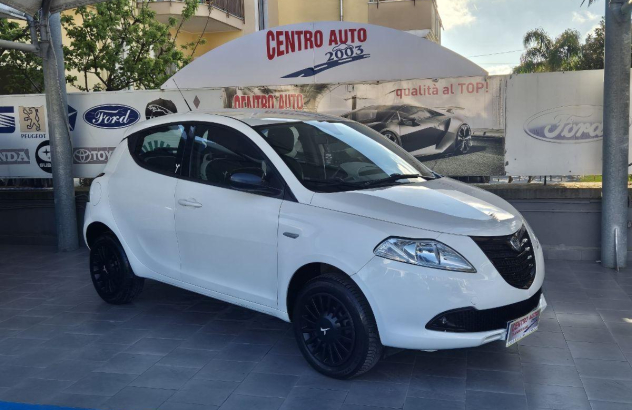 LANCIA Ypsilon 0.9 T.Air 85 CV 5 porte Metano Ecochic Gold Metano 2014